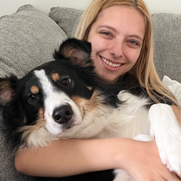 Meet Holly! 💖 - Picture 6 of 7